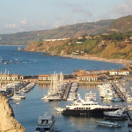 B&B Residenza Cardinale โตรเปอา ภายนอก รูปภาพ